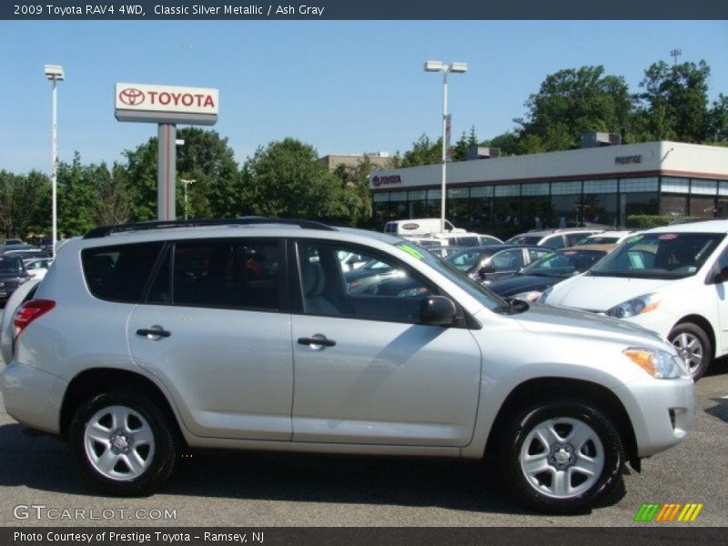 Classic Silver Metallic / Ash Gray 2009 Toyota RAV4 4WD