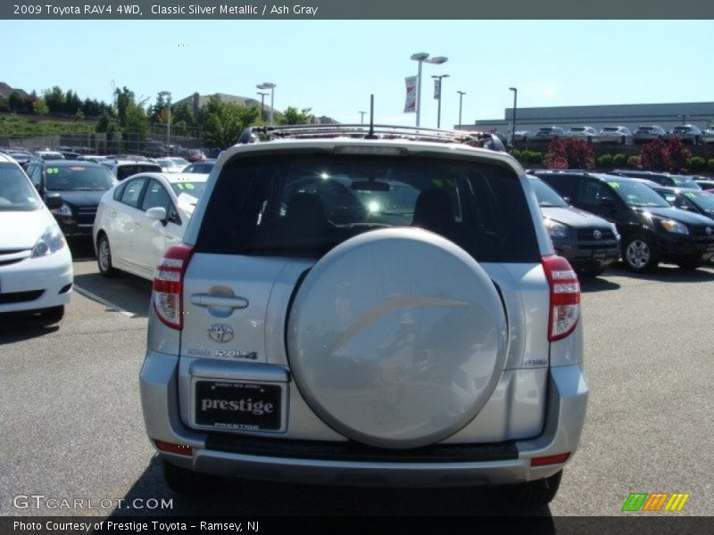 Classic Silver Metallic / Ash Gray 2009 Toyota RAV4 4WD
