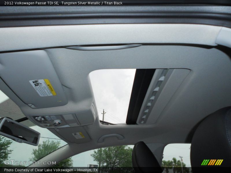 Tungsten Silver Metallic / Titan Black 2012 Volkswagen Passat TDI SE