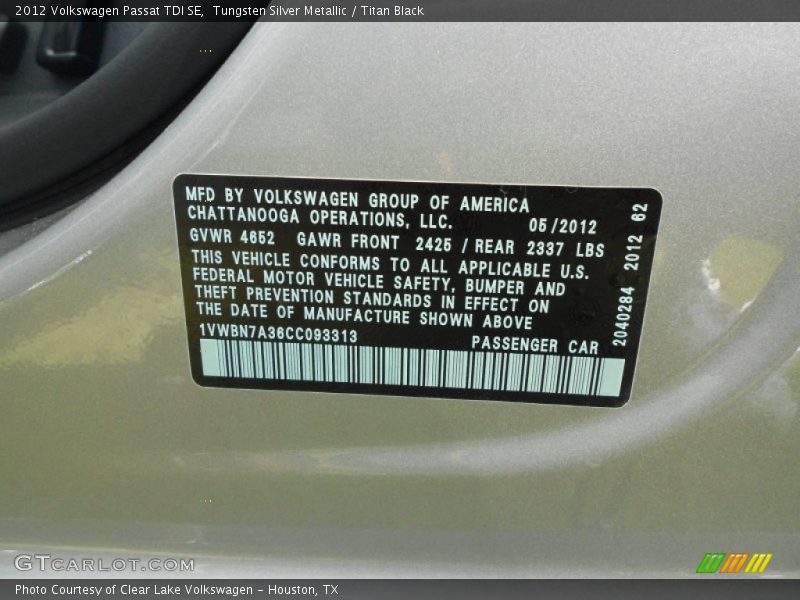 Tungsten Silver Metallic / Titan Black 2012 Volkswagen Passat TDI SE