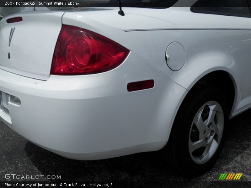 Summit White / Ebony 2007 Pontiac G5