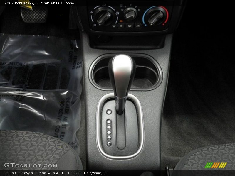 Summit White / Ebony 2007 Pontiac G5