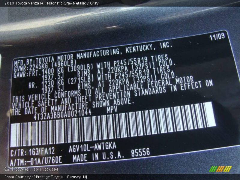 Magnetic Gray Metallic / Gray 2010 Toyota Venza I4