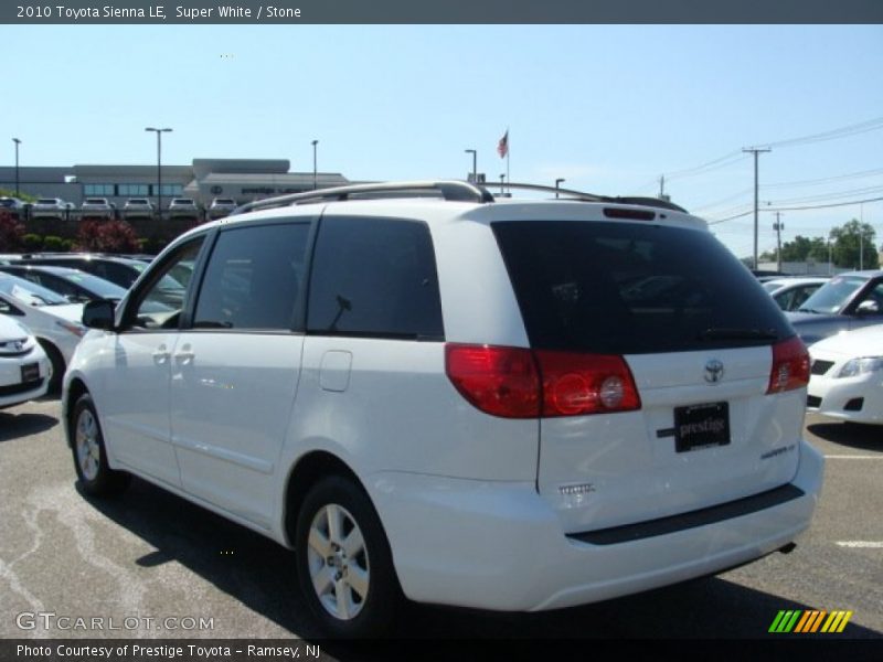 Super White / Stone 2010 Toyota Sienna LE