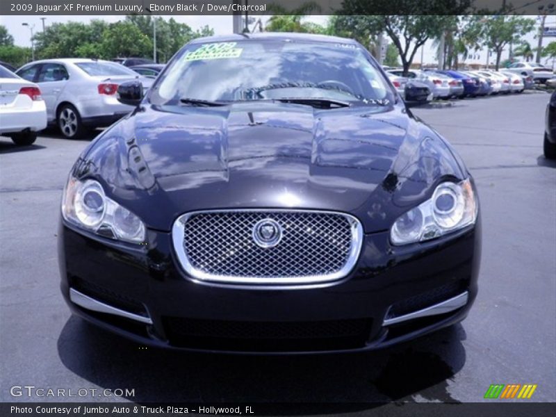 Ebony Black / Dove/Charcoal 2009 Jaguar XF Premium Luxury