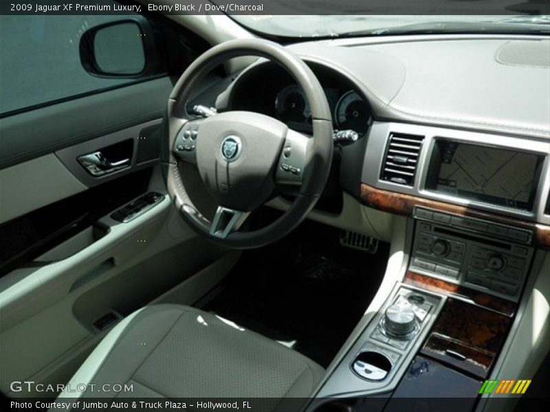 Ebony Black / Dove/Charcoal 2009 Jaguar XF Premium Luxury