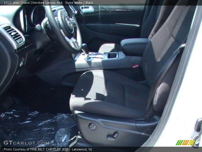Stone White / Black 2012 Jeep Grand Cherokee Laredo 4x4