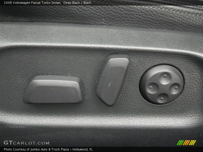 Deep Black / Black 2008 Volkswagen Passat Turbo Sedan