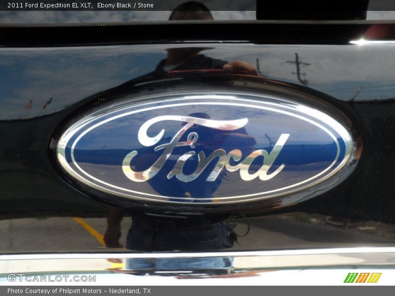  2011 Expedition EL XLT Logo