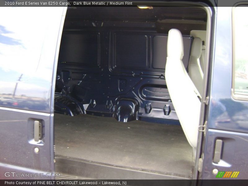  2010 E Series Van E250 Cargo Trunk