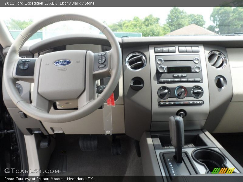 Dashboard of 2011 Expedition EL XLT