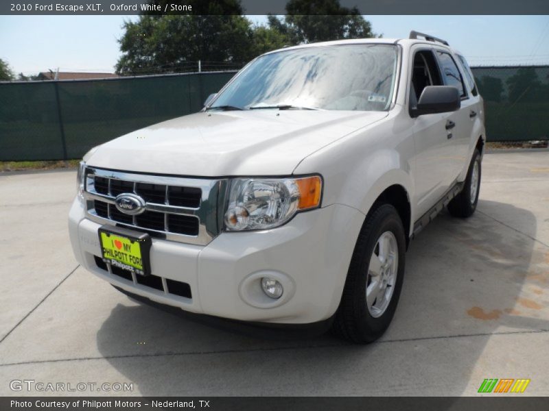 Oxford White / Stone 2010 Ford Escape XLT