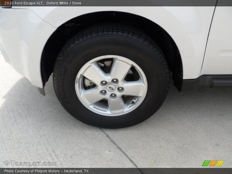 Oxford White / Stone 2010 Ford Escape XLT