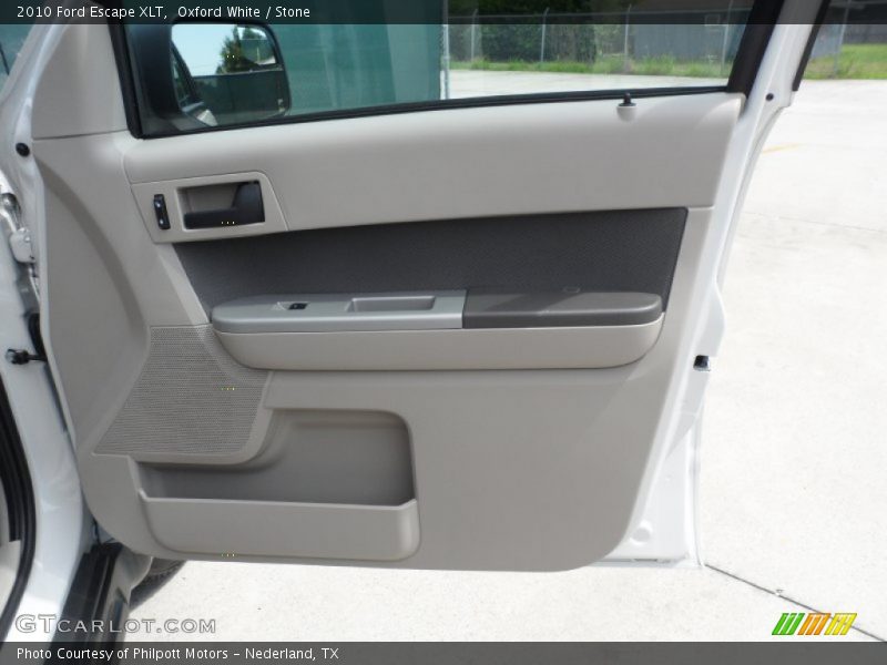 Oxford White / Stone 2010 Ford Escape XLT