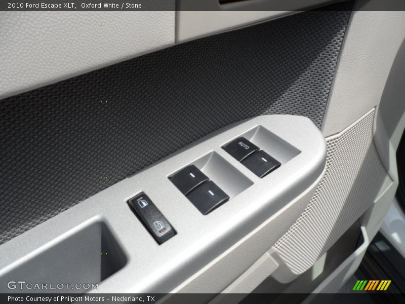 Oxford White / Stone 2010 Ford Escape XLT