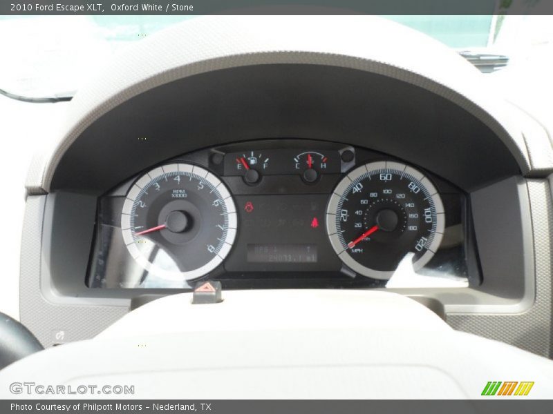 Oxford White / Stone 2010 Ford Escape XLT