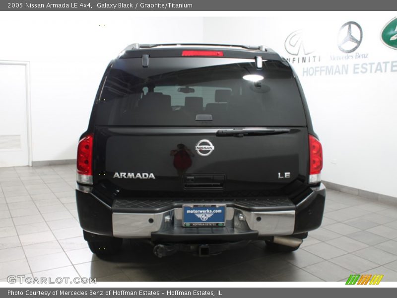 Galaxy Black / Graphite/Titanium 2005 Nissan Armada LE 4x4