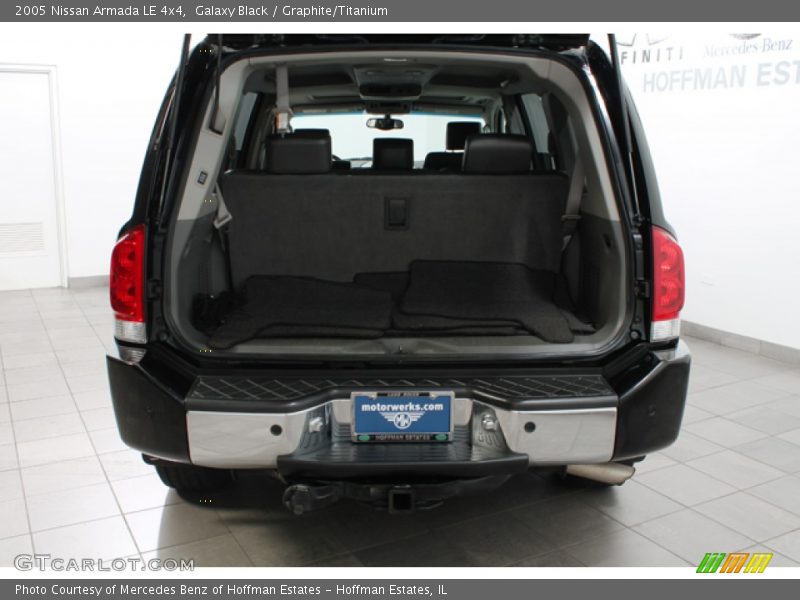 Galaxy Black / Graphite/Titanium 2005 Nissan Armada LE 4x4