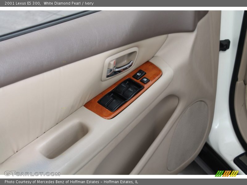 White Diamond Pearl / Ivory 2001 Lexus ES 300