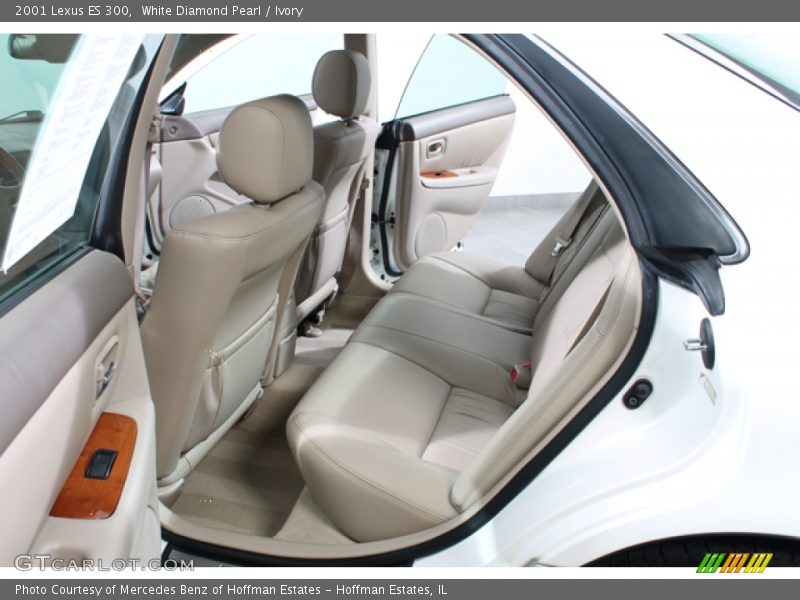 White Diamond Pearl / Ivory 2001 Lexus ES 300