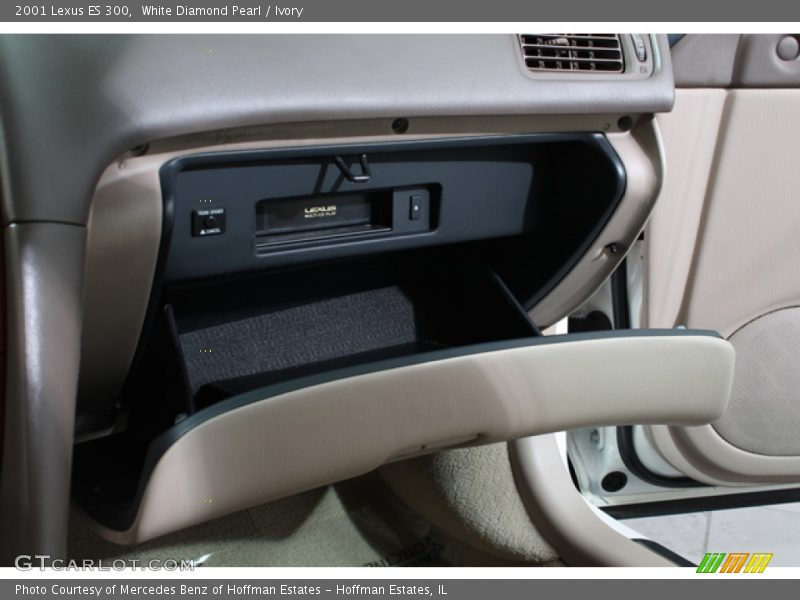 White Diamond Pearl / Ivory 2001 Lexus ES 300