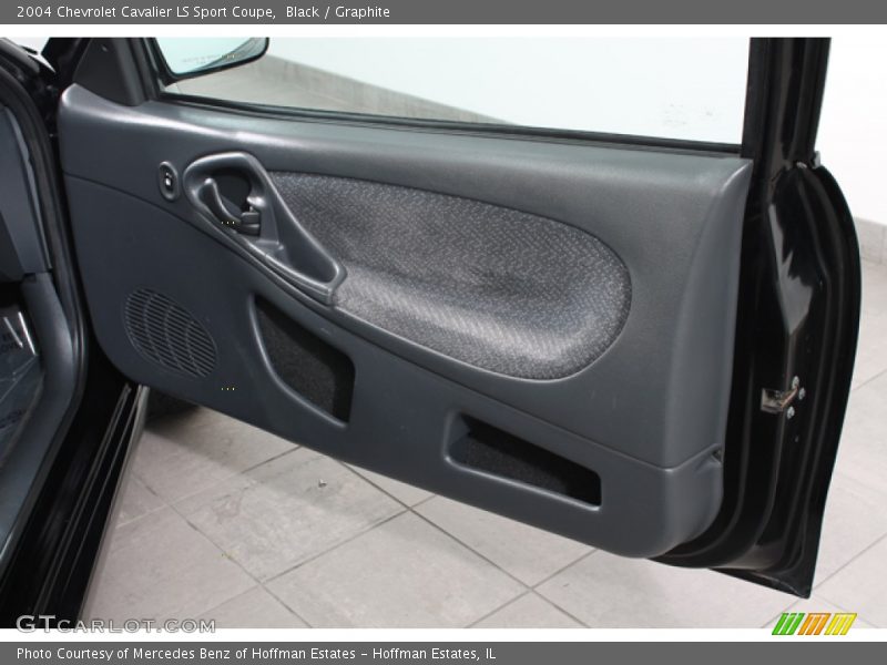 Black / Graphite 2004 Chevrolet Cavalier LS Sport Coupe