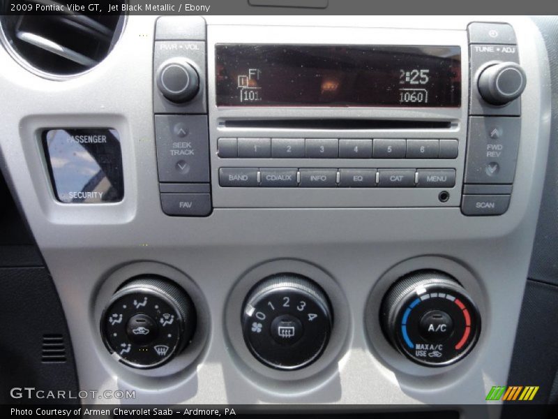 Jet Black Metallic / Ebony 2009 Pontiac Vibe GT