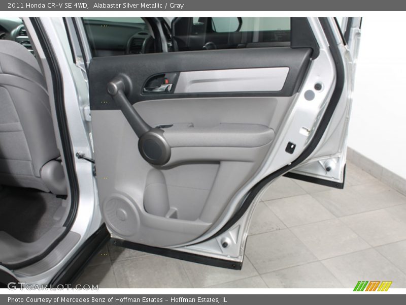 Alabaster Silver Metallic / Gray 2011 Honda CR-V SE 4WD