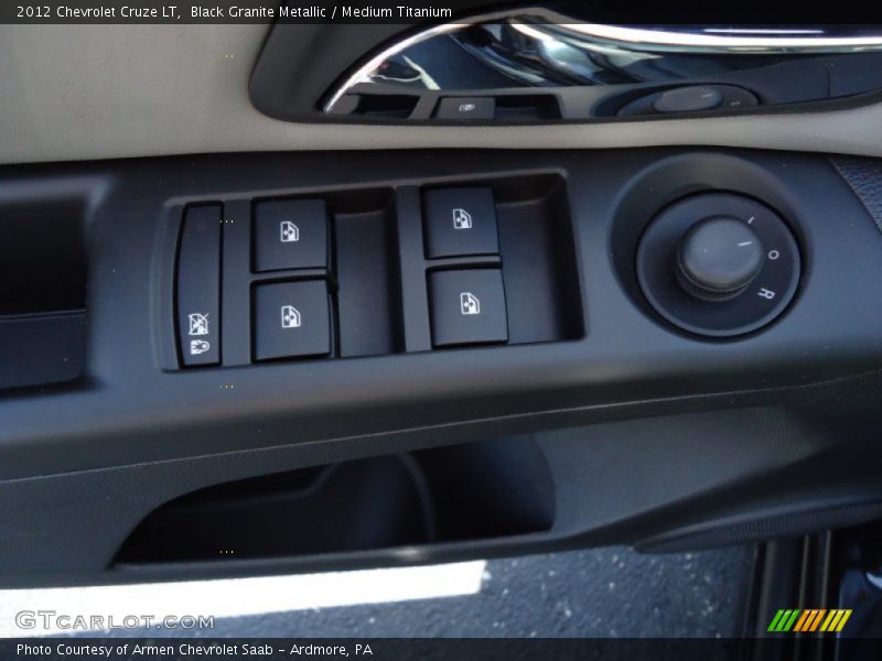 Black Granite Metallic / Medium Titanium 2012 Chevrolet Cruze LT