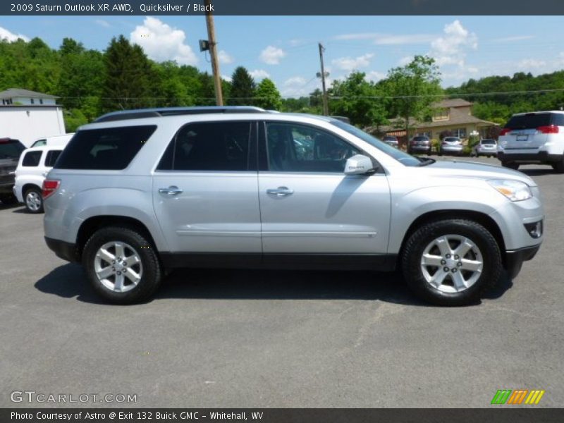 Quicksilver / Black 2009 Saturn Outlook XR AWD