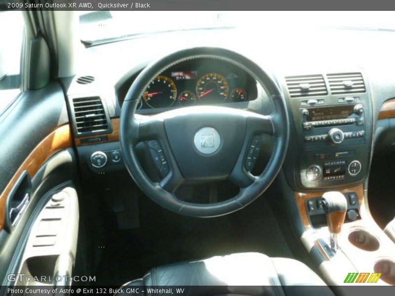 Quicksilver / Black 2009 Saturn Outlook XR AWD
