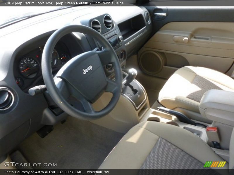Jeep Green Metallic / Light Pebble Beige 2009 Jeep Patriot Sport 4x4