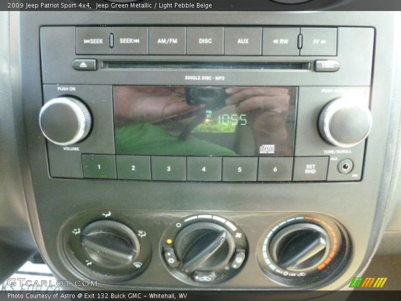 Jeep Green Metallic / Light Pebble Beige 2009 Jeep Patriot Sport 4x4