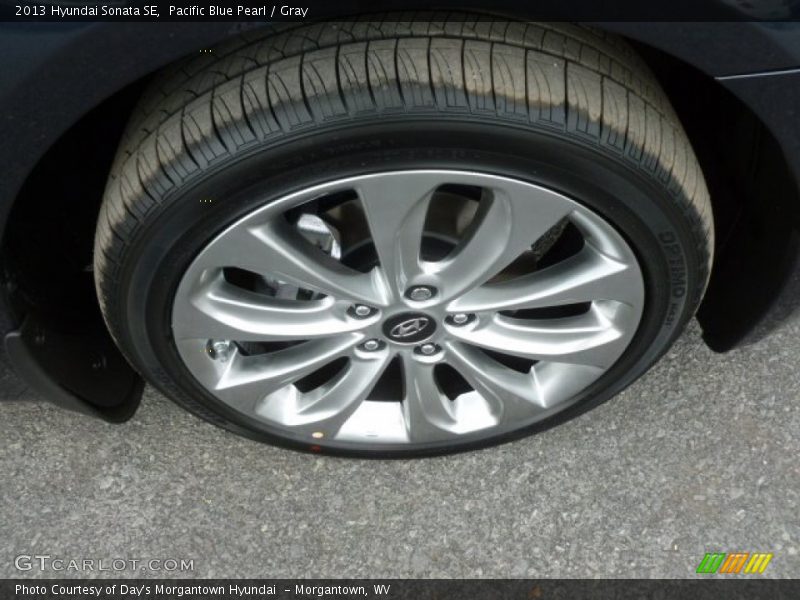 Pacific Blue Pearl / Gray 2013 Hyundai Sonata SE