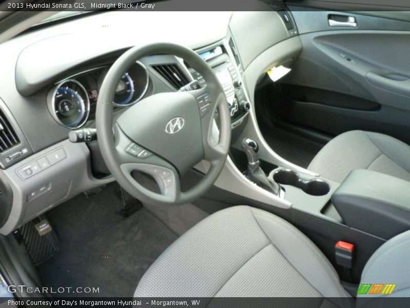 Midnight Black / Gray 2013 Hyundai Sonata GLS