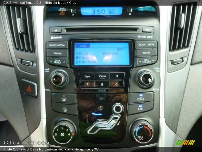 Midnight Black / Gray 2013 Hyundai Sonata GLS