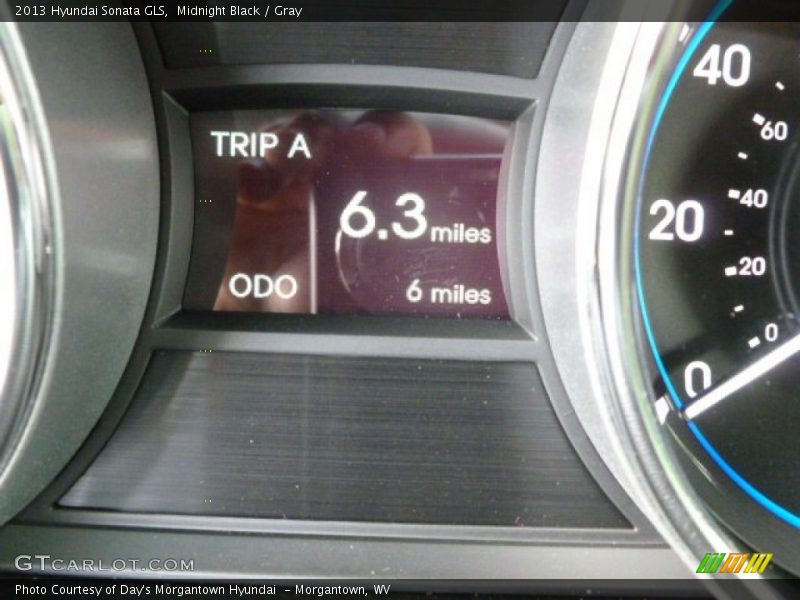 Midnight Black / Gray 2013 Hyundai Sonata GLS