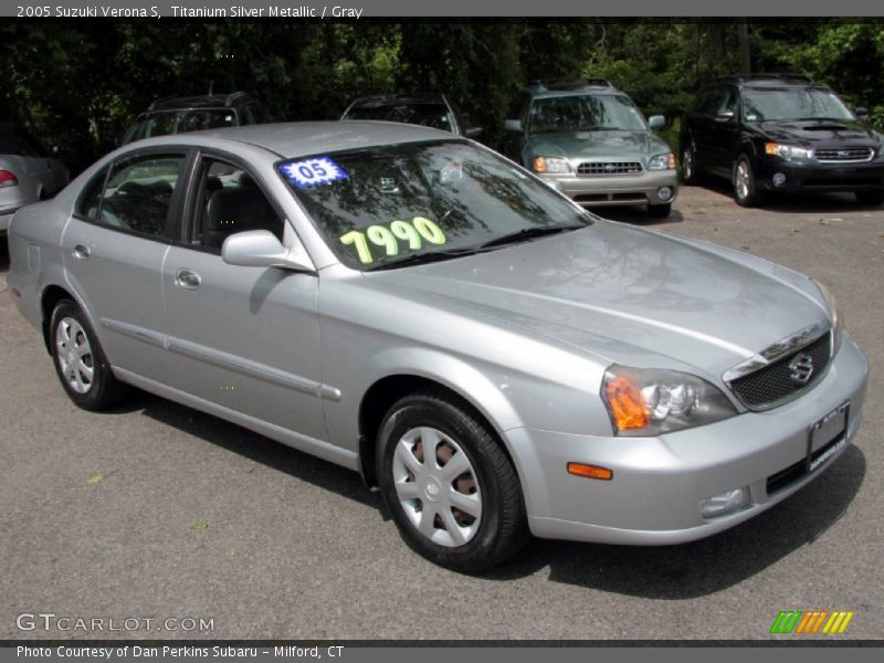 Titanium Silver Metallic / Gray 2005 Suzuki Verona S