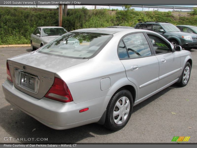 Titanium Silver Metallic / Gray 2005 Suzuki Verona S