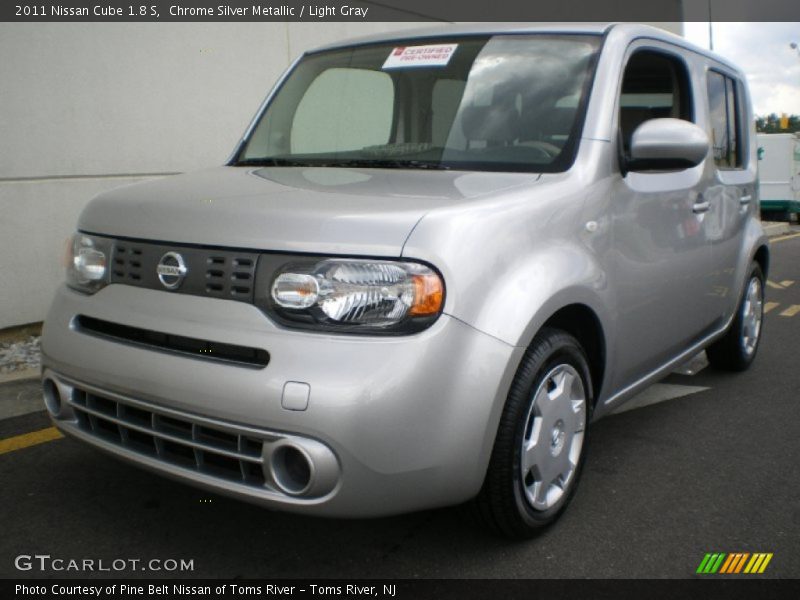 Chrome Silver Metallic / Light Gray 2011 Nissan Cube 1.8 S