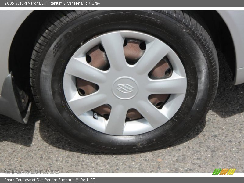 Titanium Silver Metallic / Gray 2005 Suzuki Verona S