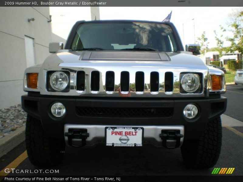 Boulder Gray Metallic / Ebony/Pewter 2009 Hummer H3