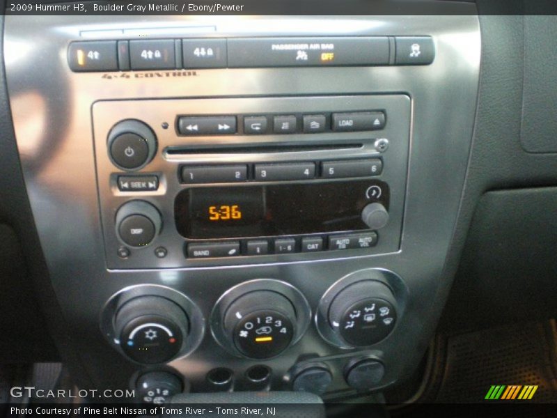 Boulder Gray Metallic / Ebony/Pewter 2009 Hummer H3