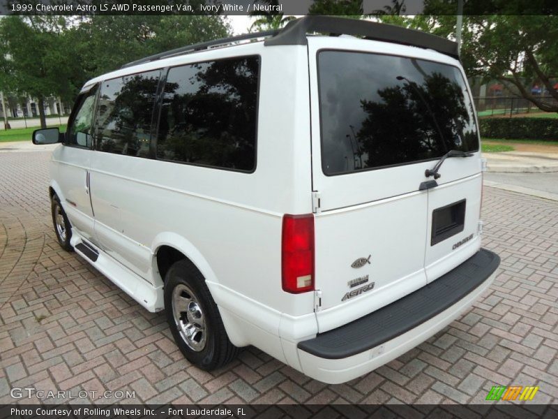 Ivory White / Neutral 1999 Chevrolet Astro LS AWD Passenger Van