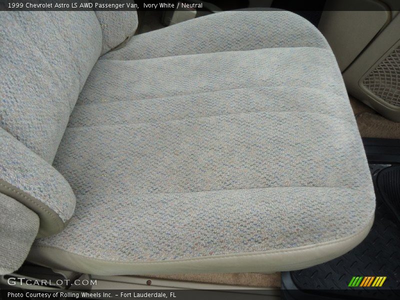 Ivory White / Neutral 1999 Chevrolet Astro LS AWD Passenger Van