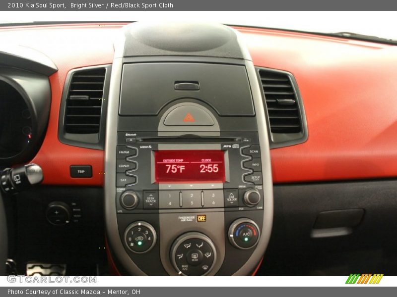 Controls of 2010 Soul Sport