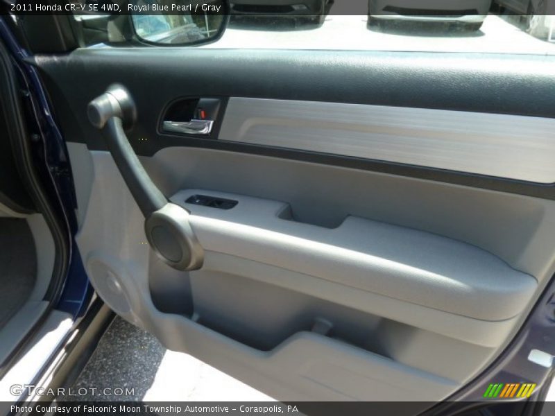 Royal Blue Pearl / Gray 2011 Honda CR-V SE 4WD