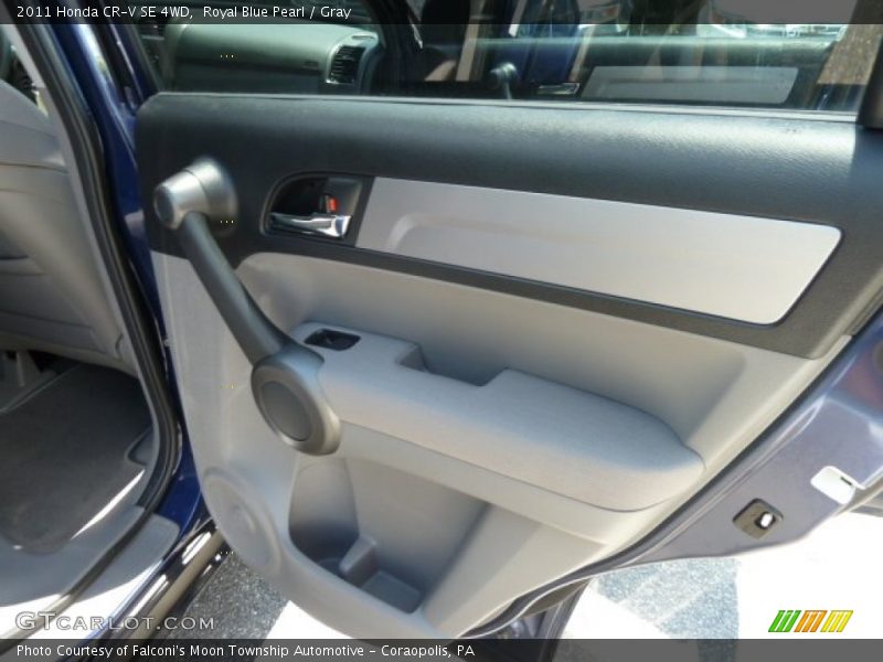 Royal Blue Pearl / Gray 2011 Honda CR-V SE 4WD