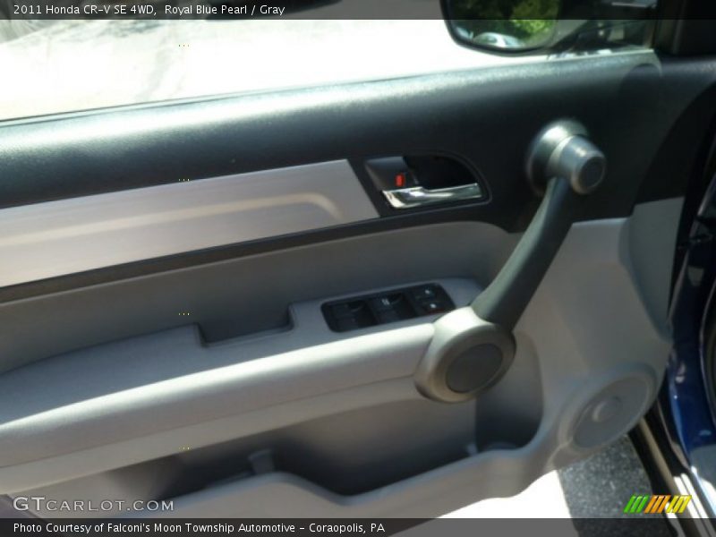 Royal Blue Pearl / Gray 2011 Honda CR-V SE 4WD