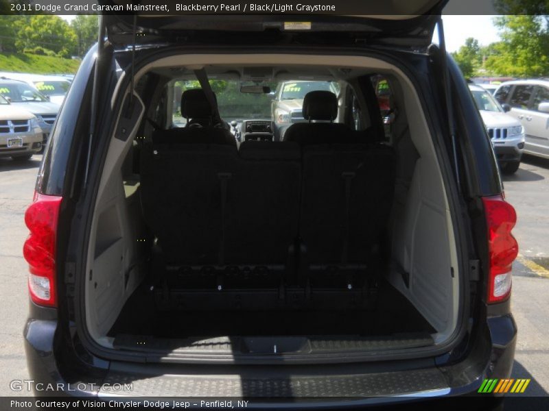 Blackberry Pearl / Black/Light Graystone 2011 Dodge Grand Caravan Mainstreet